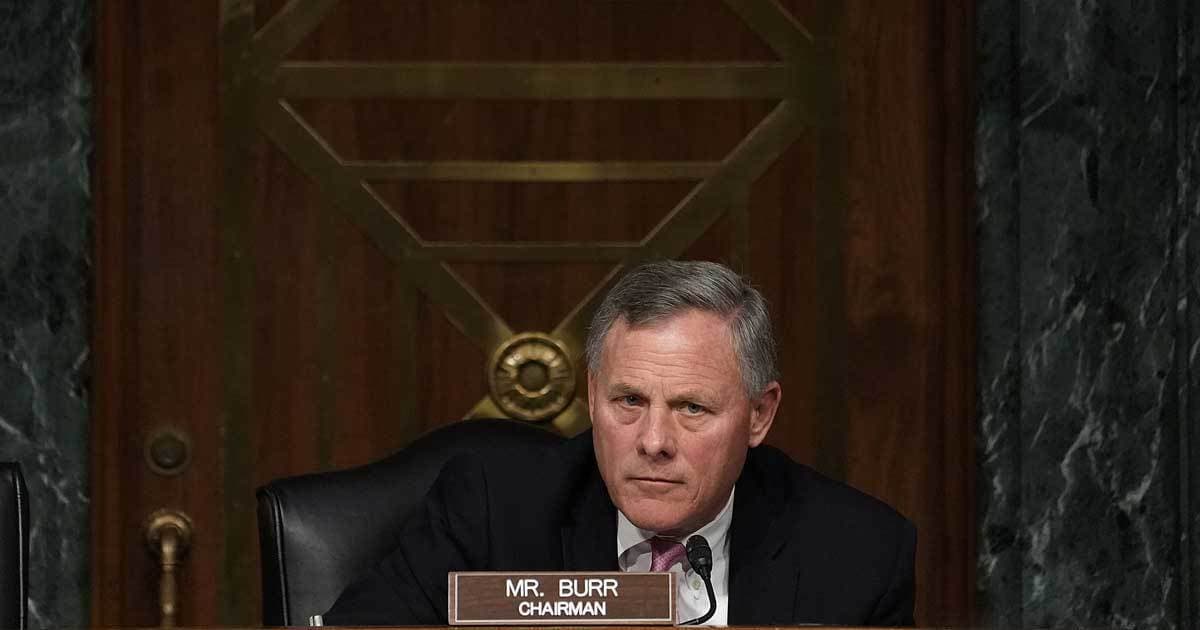Sen. Burr sold $1.7M in stocks after classified COVID briefing while publicly downplaying the virus — documented evidence