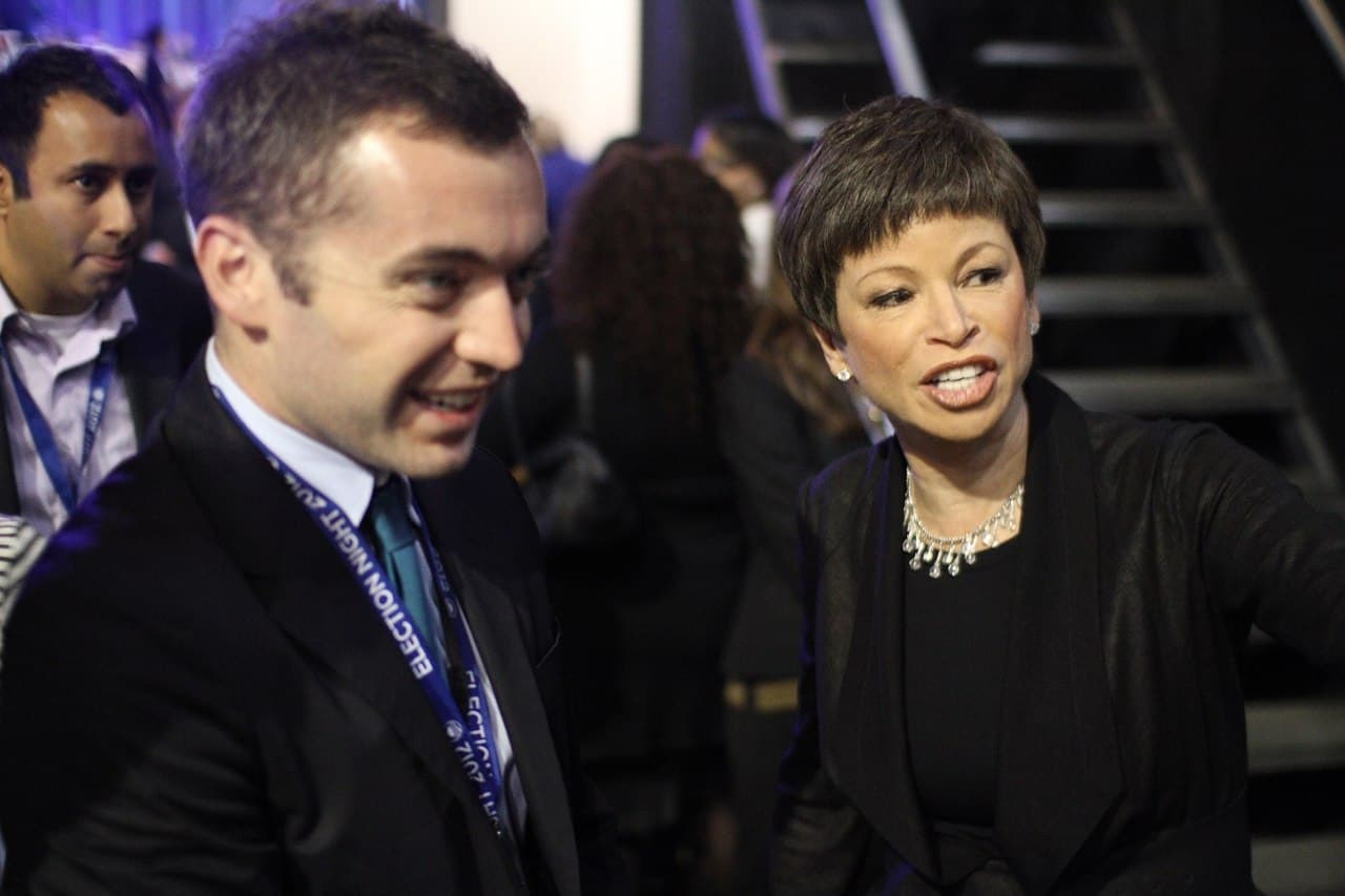 Journalist Hastings car exploded after 'I'm onto a big story' email - CIA had car-hack tech — documented evidence