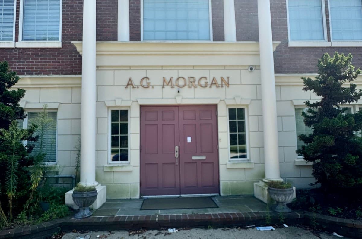 Long Island adviser Vincent Camarda pleads guilty to $138M Ponzi — 430 elderly clients' savings funneled into a son's drive-thru coffee startup