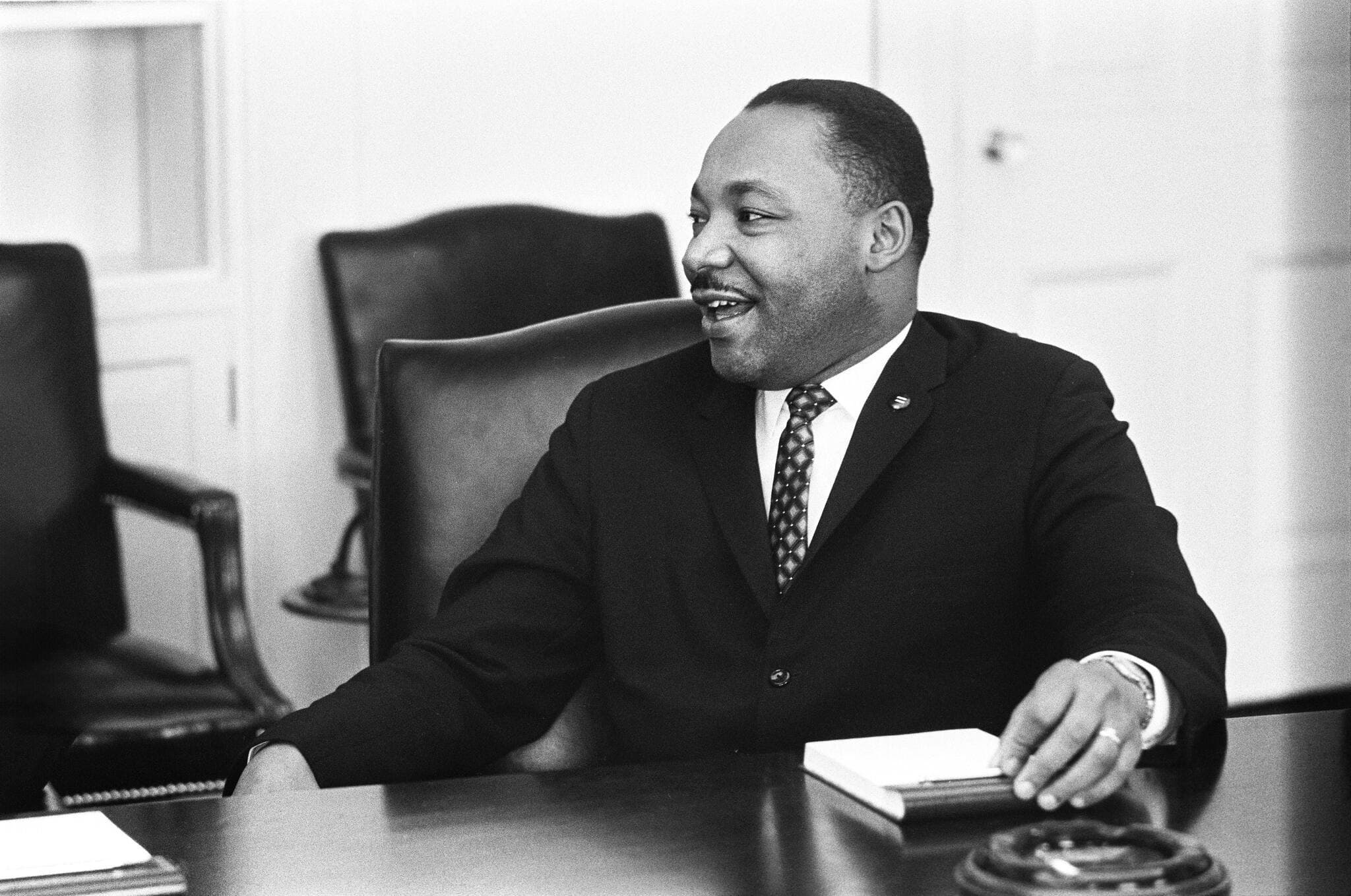 FBI illegally surveilled Martin Luther King Jr. and tried to blackmail him — documented evidence
