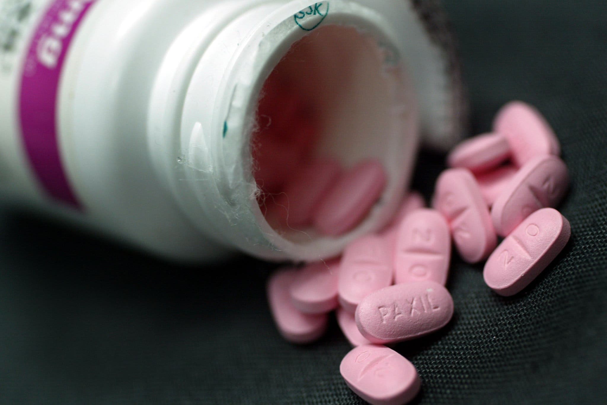 GlaxoSmithKline hid suicide risk data for antidepressant Paxil in adolescents — documented evidence