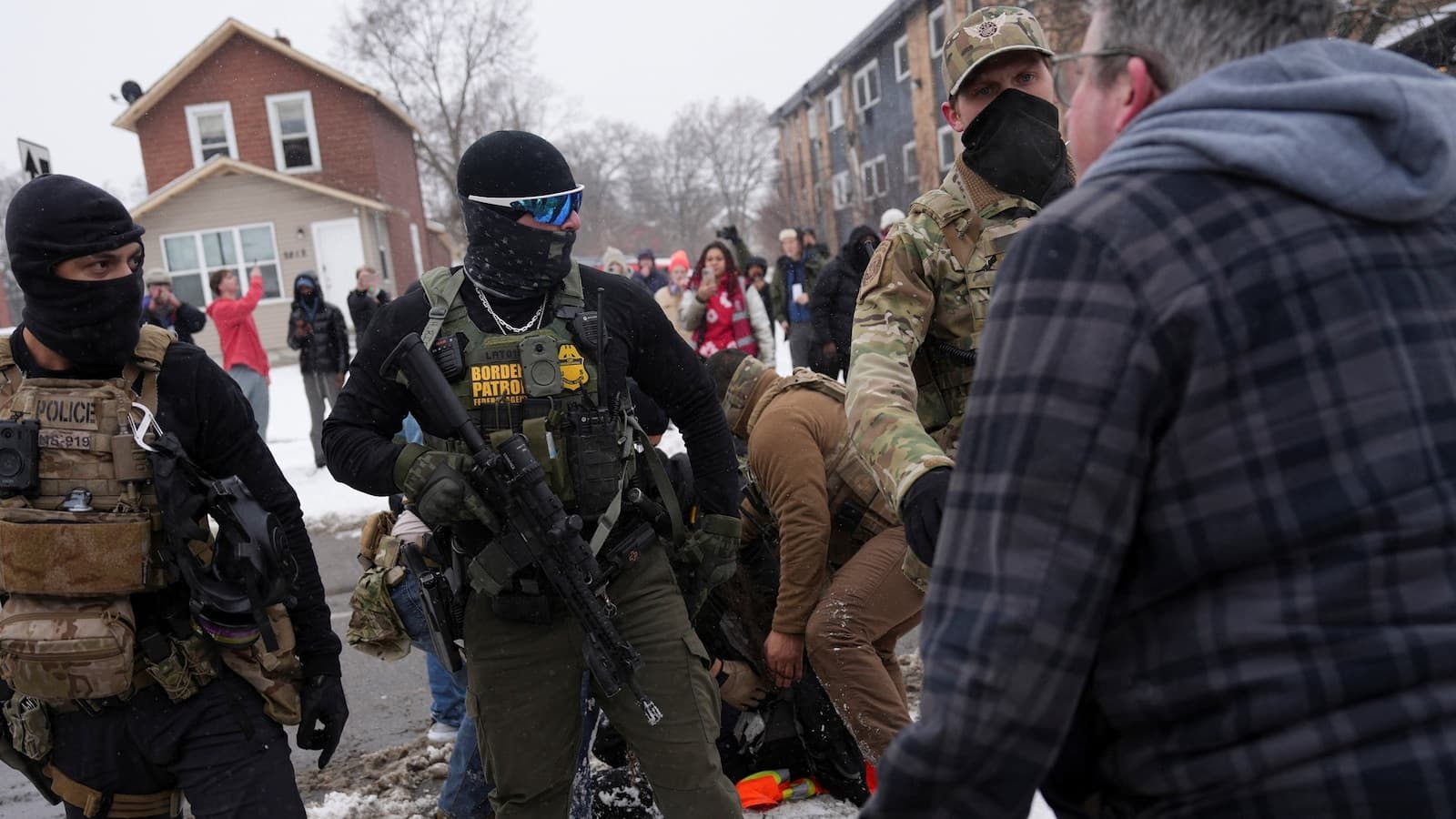 ICE Whistleblower: A Secret Memo Lets Agents Enter American Homes Without a Warrant — Taught Verbally to Avoid a Paper Trail — documented evidence