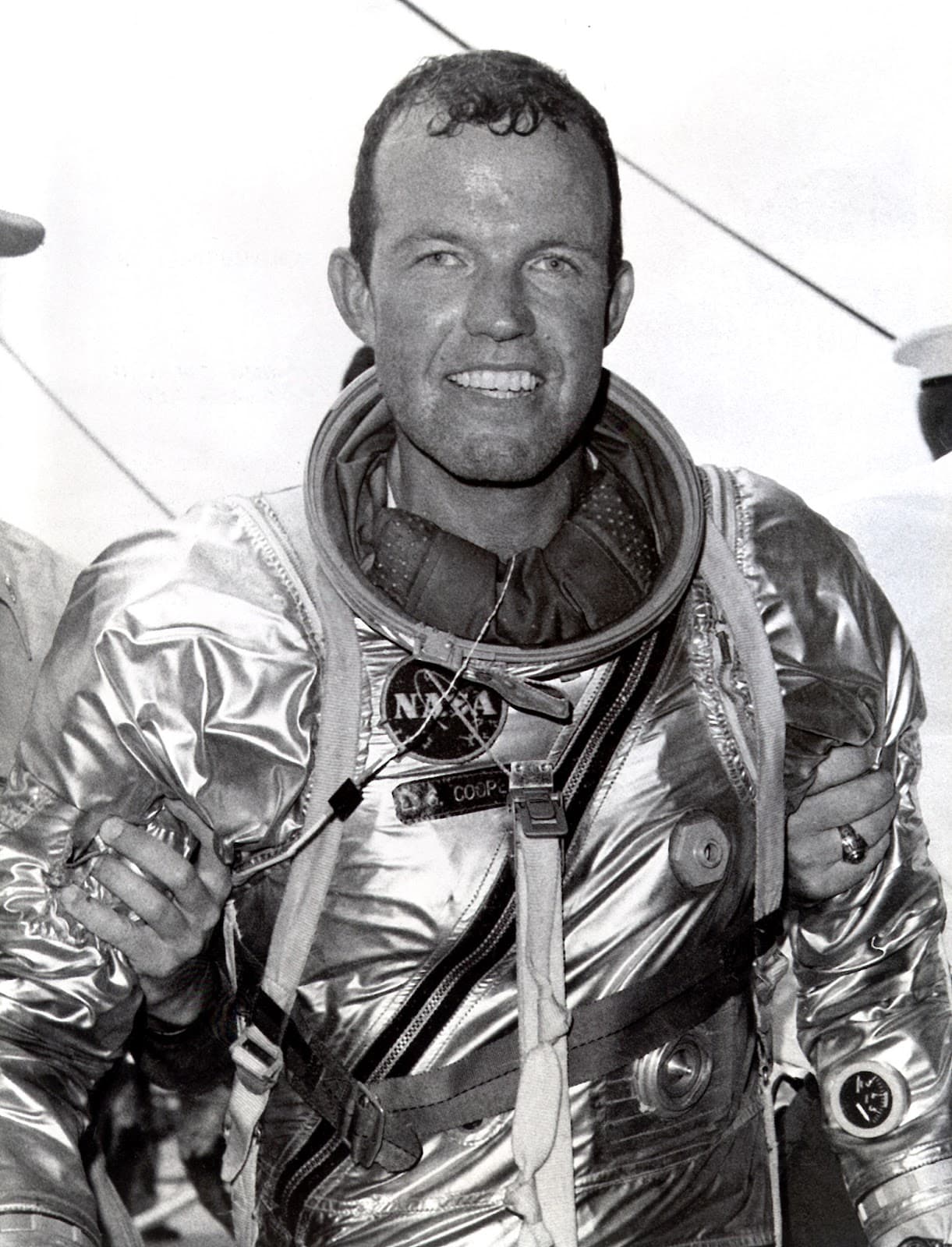 NASA Astronaut Gordon Cooper's UFO Encounters Were Suppressed by Agency — documented evidence