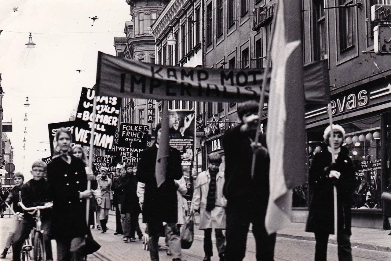 Operation CHAOS infiltrated anti-war groups and collected files on 13,000 Americans — documented evidence